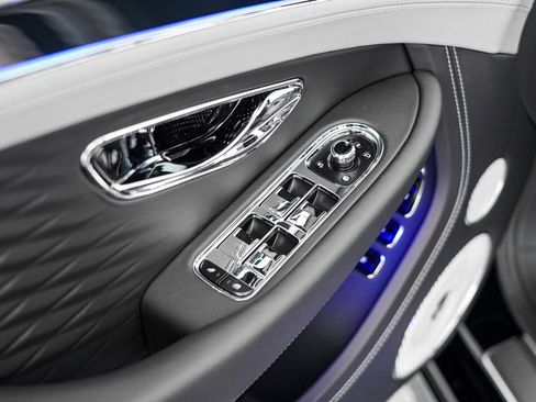 New 2026 Bentley Continental GTC AWD/4WD image 16