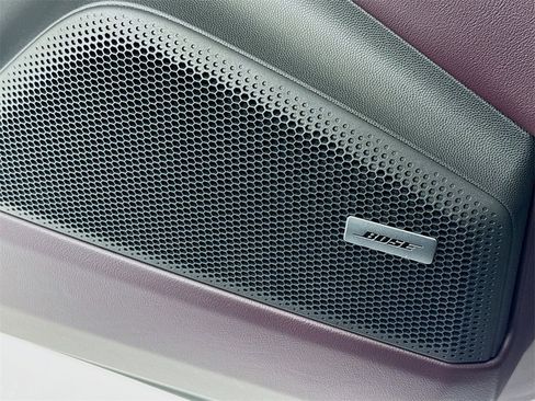 Used 2024 Porsche Macan 4 Electric image 12