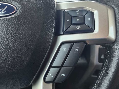 Used 2020 Ford F350 Lariat w/ Lariat Ultimate Package AWD/4WD image 24