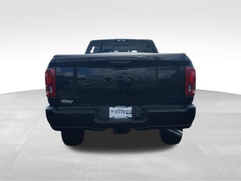 New 2026 RAM 2500 Big Horn AWD/4WD image 7