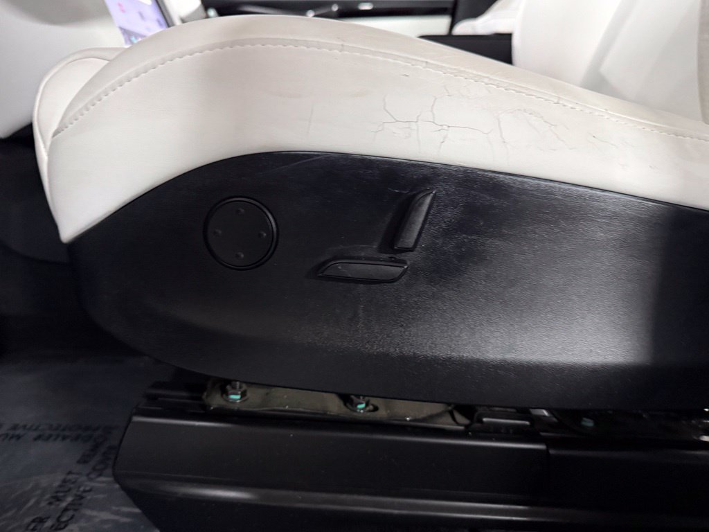Used 2019 Tesla Model X Long Range AWD/4WD image 19
