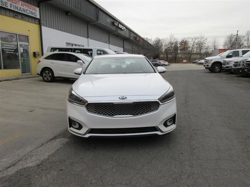 Used 2019 Kia Cadenza Premium image 34