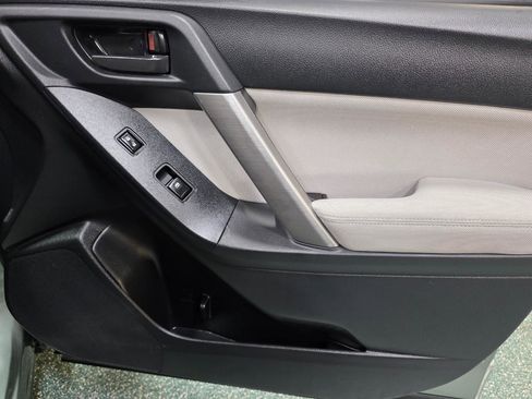 Used 2015 Subaru Forester 2.5i Premium image 26