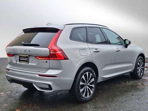 Certified 2025 Volvo XC60 B5 Core w/ Protection Package Premier image 5