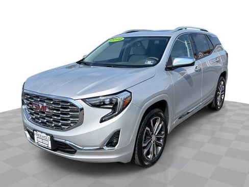 Used 2019 GMC Terrain Denali w/ Comfort Package AWD/4WD image 1