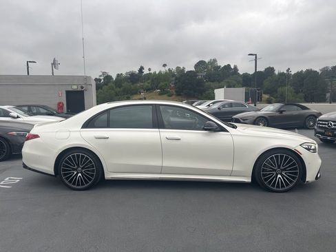 Used 2023 Mercedes-Benz S 580 4MATIC Sedan image 4