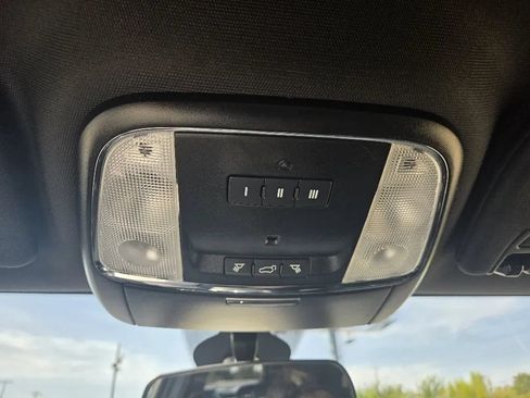 Used 2021 Jeep Grand Cherokee Laredo X AWD/4WD image 29
