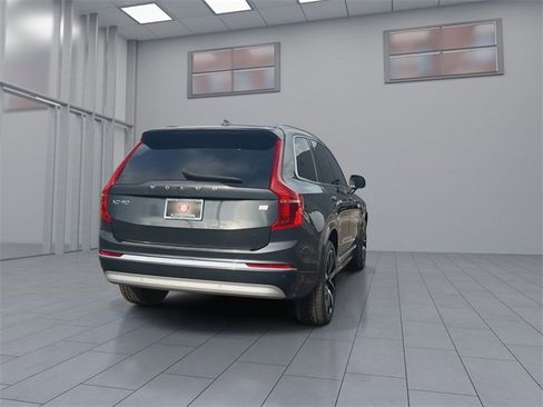 Used 2022 Volvo XC90 T8 Inscription Expression w/ Advanced Package image 8