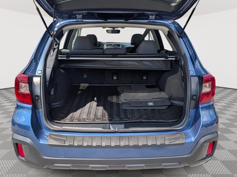 Used 2019 Subaru Outback 2.5i Premium AWD/4WD image 14