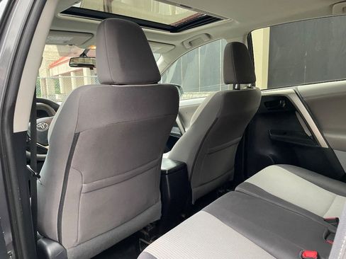 Used 2013 Toyota RAV4 XLE FWD image 29
