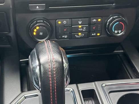 Used 2017 Ford F150 XLT w/ Equipment Group 302A Luxury AWD/4WD image 33