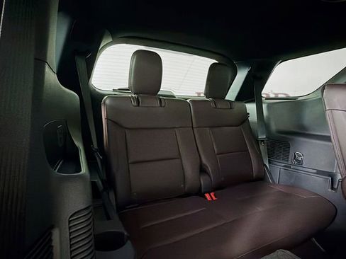 New 2026 Ford Explorer Platinum image 34