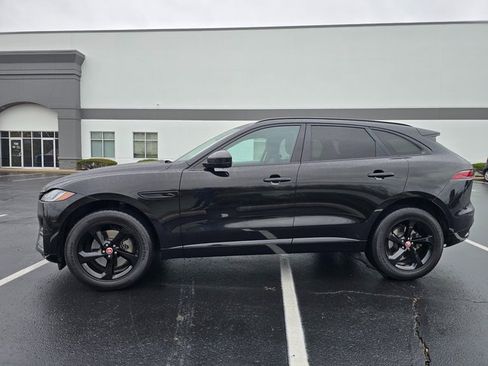 Used 2023 Jaguar F-PACE S image 11