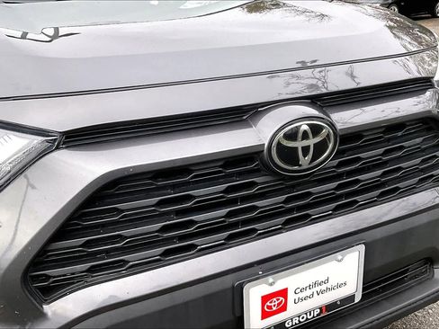 Certified 2023 Toyota RAV4 LE image 29