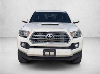 Used 2017 Toyota Tacoma TRD Sport video 2