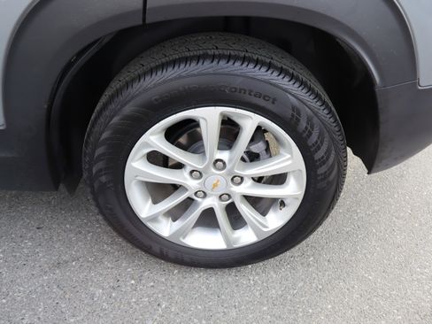 Certified 2024 Chevrolet TrailBlazer LS image 39