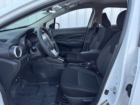 Used 2020 Nissan Versa S image 15