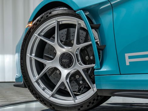 Used 2024 Porsche 911 S/T image 39