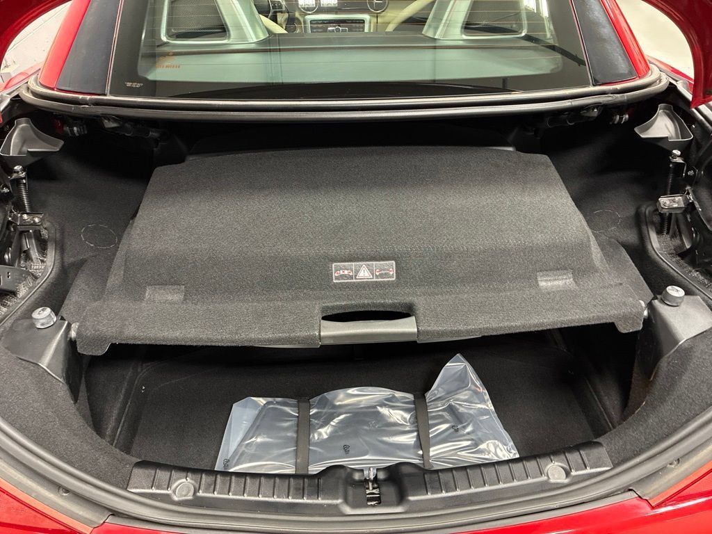 Used 2014 Mercedes-Benz SLK 250 image 11