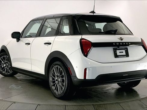 New 2026 MINI Cooper 4-Door Hardtop FWD image 2