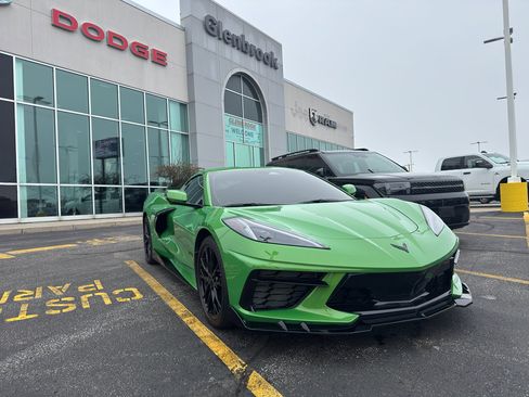Used 2026 Chevrolet Corvette Stingray Coupe w/ 1LT image 2