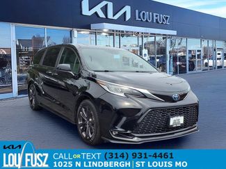 Used 2024 Toyota Sienna XSE FWD video 1