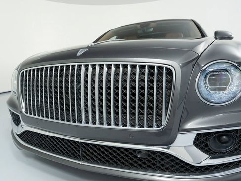 Used 2021 Bentley Flying Spur W12 AWD/4WD image 50