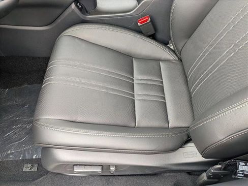 New 2026 Honda HR-V EX-L image 4