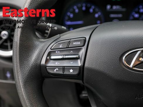 Used 2023 Hyundai Kona SEL image 15