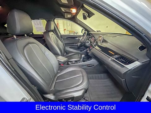 Used 2016 BMW X1 xDrive28i image 6