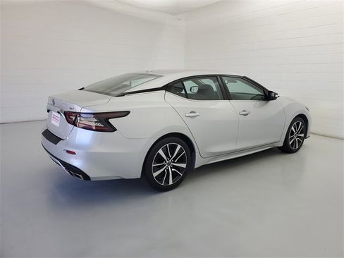 Used 2023 Nissan Maxima SV w/ Floor Mat Group image 5