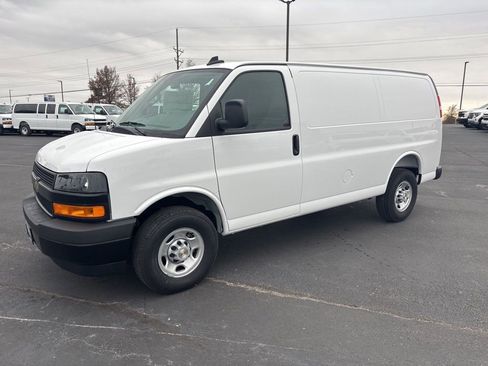 New 2025 Chevrolet Express 2500 w/ Driver Convenience Package RWD image 7
