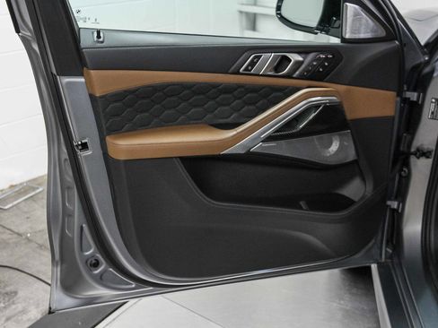 Used 2025 BMW X6 M Competition w/ Executive Package image 22