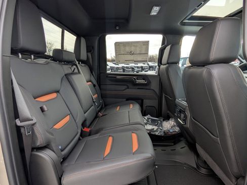 New 2026 GMC Sierra 2500 AT4 w/ AT4 Premium Plus Package image 7
