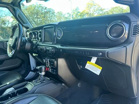 Used 2023 Jeep Wrangler Unlimited Rubicon 392 w/ Xtreme Recon 35" Tire Package image 13