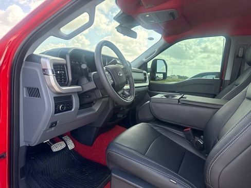 Used 2025 Ford F350 XLT w/ 360-Degree Camera Package AWD/4WD image 8