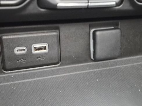 Used 2023 Chevrolet Tahoe Premier w/ Premium Package image 8