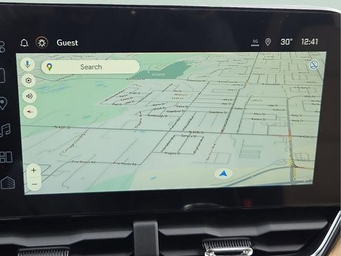 New 2026 Chevrolet Equinox ACTIV w/ Safety and Technology Package FWD image 17