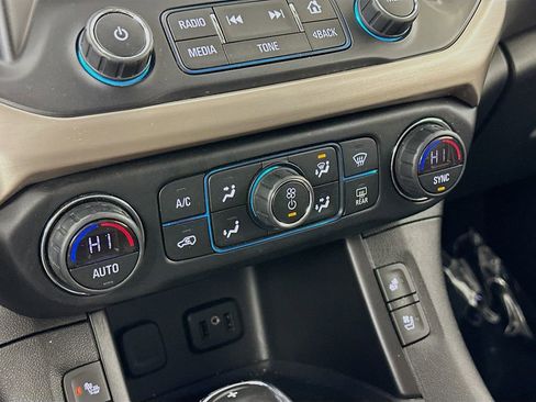 Used 2019 GMC Acadia Denali w/ Technology Package image 24