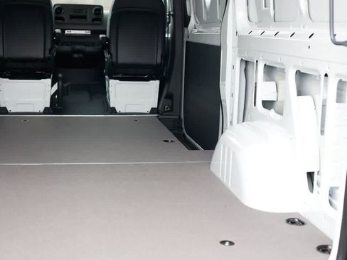 New 2025 Mercedes-Benz Sprinter 2500 image 31