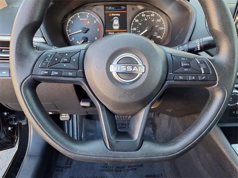 Used 2024 Nissan Altima 2.5 S image 15