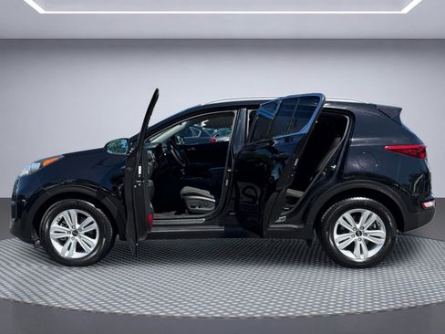 Used 2018 Kia Sportage LX w/ LX Popular Package FWD image 11