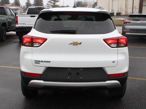 New 2026 Chevrolet TrailBlazer LT w/ LPO, Blackout Package AWD/4WD image 6