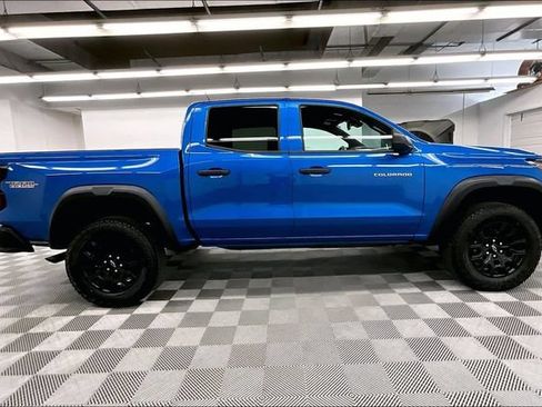 Used 2024 Chevrolet Colorado Trail Boss w/ Advanced Trailering Package AWD/4WD image 15