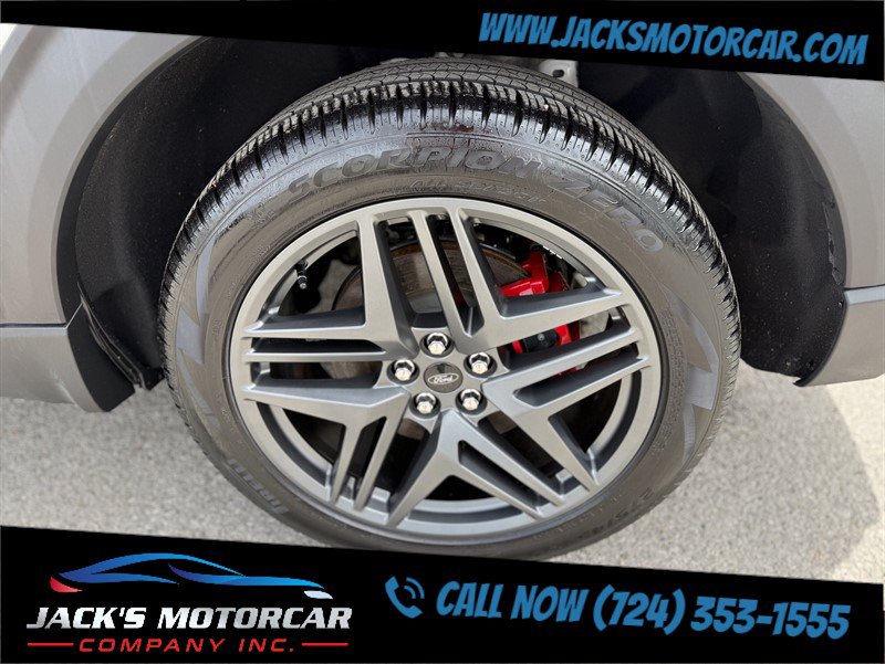 Used 2025 Ford Explorer ST-Line w/ ST-Line Street Pack AWD/4WD image 29