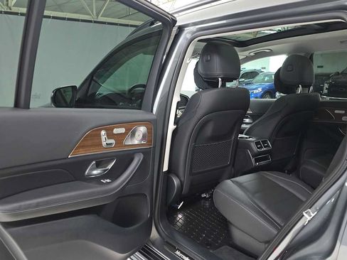 Used 2026 Mercedes-Benz GLS 450 4MATIC image 15