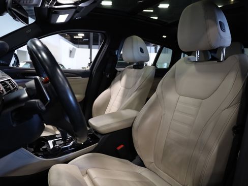 Used 2021 BMW X4 M Base w/ Executive Package image 17