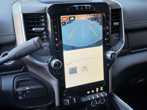 Used 2024 RAM 2500 Laramie image 4