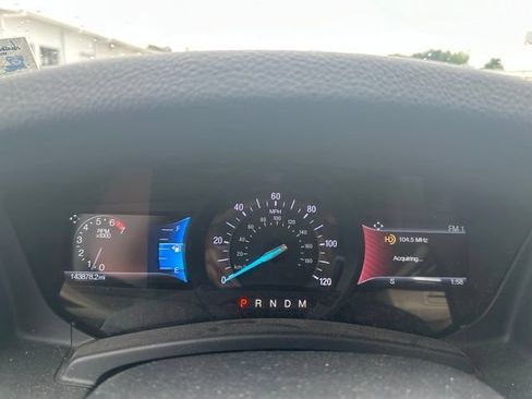 Used 2015 Ford Expedition Limited w/ Equipment Group 301A RWD image 16