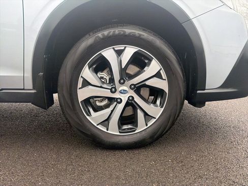 Used 2020 Subaru Outback Limited w/ Popular Package #2 image 9